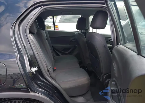 2019 Chevrolet Trax Ls from USA, damaged, VIN 3GNCJKSB0KL399820